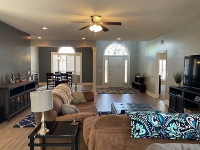 1600 Jimmy St, Adel, GA 31620 - photo 6