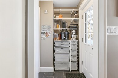 165 Lindbergh Ave, Needham Heights, MA 02494 - photo 6