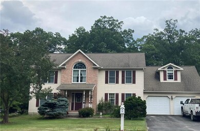 332 S Franklin St, Pen Argyl, PA 18072 - photo 2