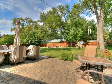 6119 Hickman Rd, Des Moines, IA 50322 - photo 7