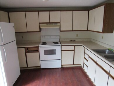 36 Franklin St, Bucksport, ME 04416 - photo 2