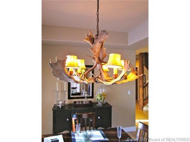 Dining Room. Beautiful chandelier create