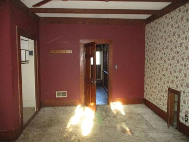 503 W Wabash St, Bluffton, IN 46714 - photo 2