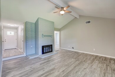 8430 Springtime Ln, Houston, TX 77075 - photo 5