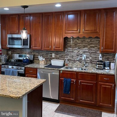 1239 Gleneagle Rd, Baltimore, MD 21239 - photo 4