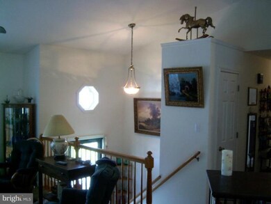 167 Mercedes Dr, Martinsburg, WV 25404 - photo 5