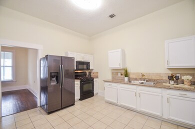 1707 Sabine St, Houston, TX 77007 - photo 5