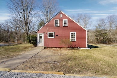 32 Tarkiln Rd, Chepachet, RI 02814 - photo 4