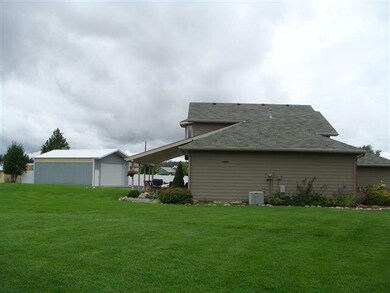 704 E Kilgore Rd, Colbert, WA 99005 - photo 3