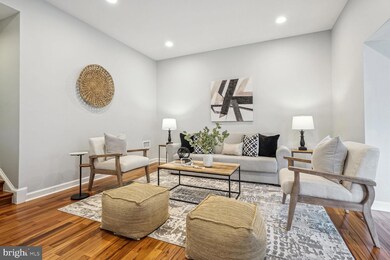 1014 Steeples Ct, Falls Church, VA 22046 - photo 2