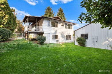 1818 Gary St NE, East Wenatchee, WA 98802 - photo 5