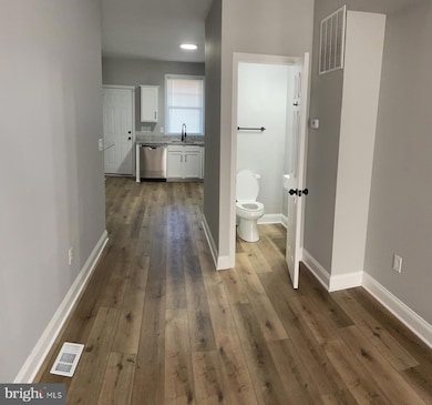 2520 E Eager St, Baltimore, MD 21205 - photo 3