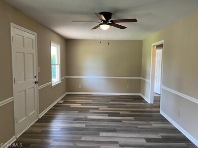 5349 Jasper Dr, High Point, NC 27263 - photo 5