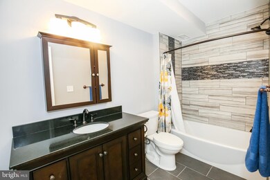 13411 Windy Meadow Ln, Silver Spring, MD 20906 - photo 6