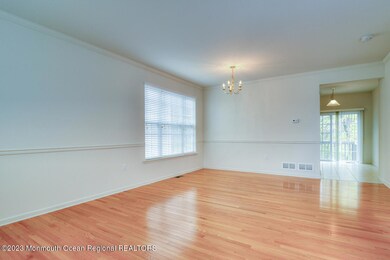 233 Morning Glory Dr, Monroe Township, NJ 08831 - photo 4