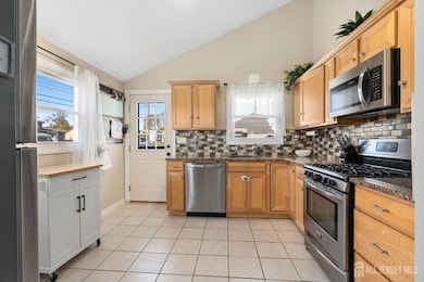 18 Bruce St, Old Bridge, NJ 08857 - photo 5