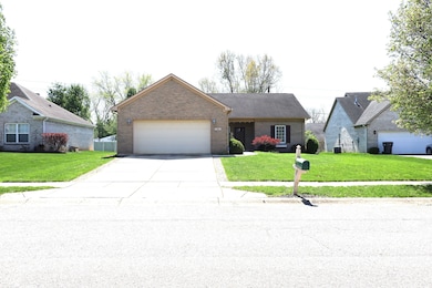 45 Golden Tree Ln, Indianapolis, IN 46227 - photo 4