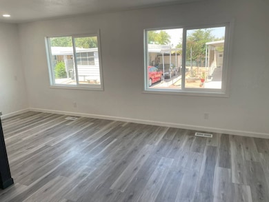 1455 S State St unit 151, Hemet, CA 92543 - photo 2