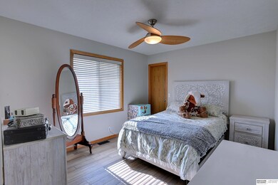 19003 Ohio St, Elkhorn, NE 68022 - photo 5