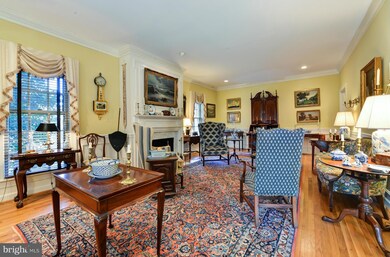 704 Kings Ct, Alexandria, VA 22302 - photo 4