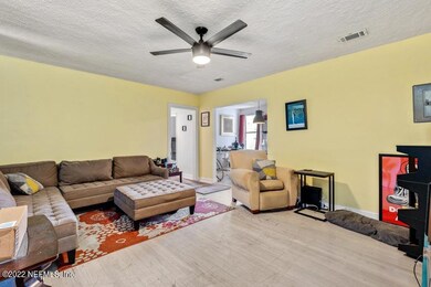 5319 Attleboro St, Jacksonville, FL 32205 - photo 4
