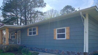 304 Roberts Dr, Dalton, GA 30721 - photo 3