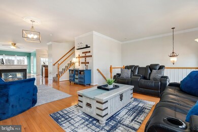 16456 Steerage Cir, Woodbridge, VA 22191 - photo 7