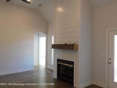 Lot19FAMILYROOM