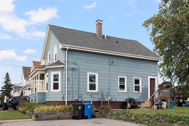 7 Cleveland Ave, Cranston, RI 02920 - photo 3