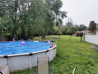 208 Homestead Dr, North Tonawanda, NY 14120 - photo 2