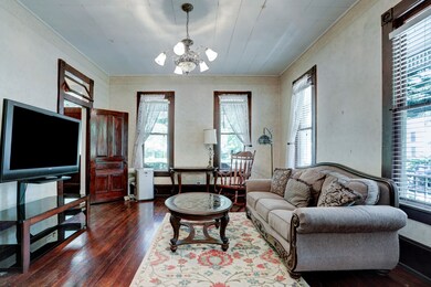 404 S Beauregard St, Alvin, TX 77511 - photo 6