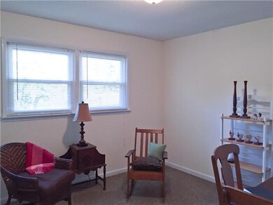 1308 Robinwood Dr, Shelbyville, TN 37160 - photo 5