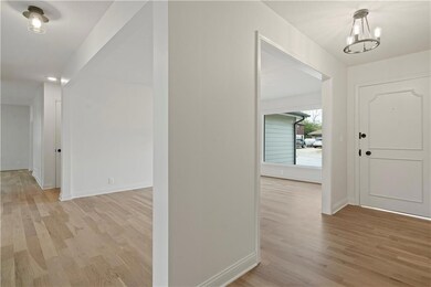 4219 E 104th St, Kansas City, MO 64137 - photo 4