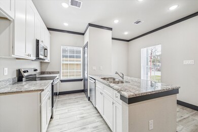 9416 Crofton St unit B, Houston, TX 77016 - photo 6