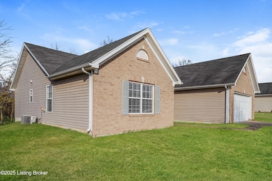 7813 Bridlewood Place, Louisville, KY 40228 - photo 3