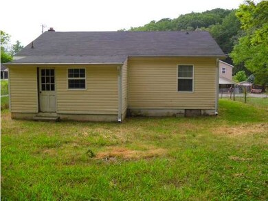 201 Chambers St, Rossville, GA 30741 - photo 2