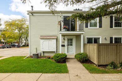 2718 Glenbridge Ct, Ann Arbor, MI 48104 - photo 2