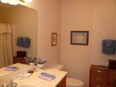 1936 Dunlin Ct NE, Grand Rapids, MI 49505 - photo 7