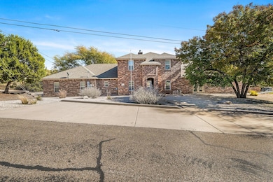 143 Bayshore Dr, Amarillo, TX 79118 - photo 2