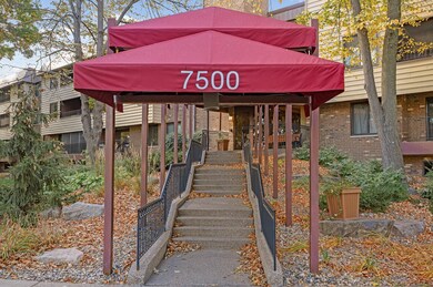 Windwood Condominiums unit 202C, Edina, MN 55439 - photo 4