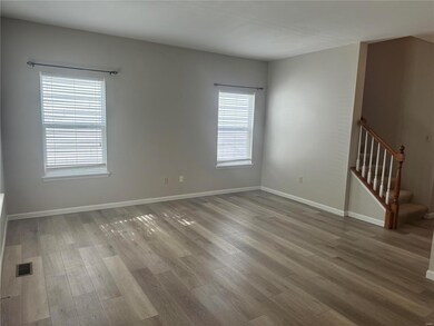 808 Waler Dr, Lake Saint Louis, MO 63367 - photo 3