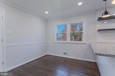 6617 Beddoo St, Alexandria, VA 22306 - photo 5