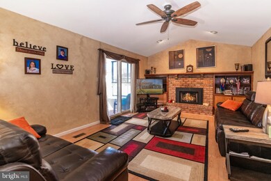 4810 Painted Sky Rd, Reading, PA 19606 - photo 7