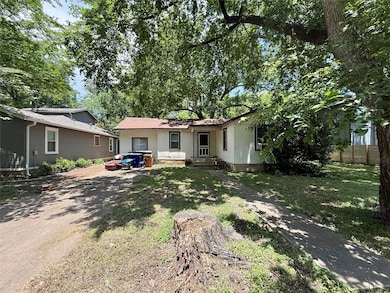 View of front of home with driveway