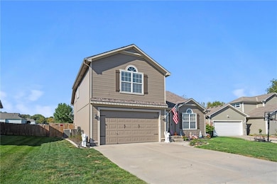 810 N Cloverdale Ct, Independence, MO 64056 - photo 2