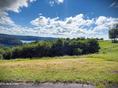 30B Bass Rd, Hilham, TN 38551 - photo 5