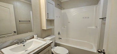 120 Mulberry unit 120, Belleville, MI 48111 - photo 6