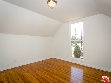 15190 Cobalt St, Sylmar, CA 91342 - photo 3