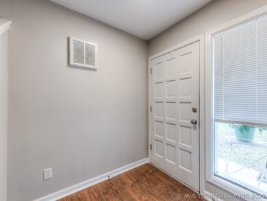 401 E Fort Worth St, Broken Arrow, OK 74012 - photo 3