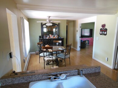 7-Dinning area